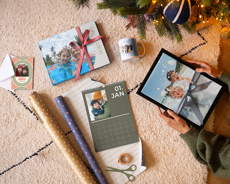 Photo book, calendar, mug and wall art