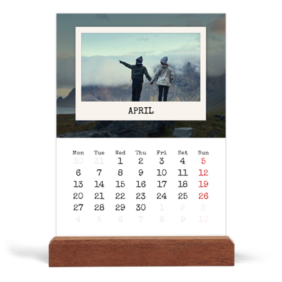 Easel Desk Calendar Portrait  — The portrait edit [April]