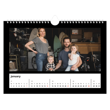 A4 Landscape Photo Calendar — Black margin