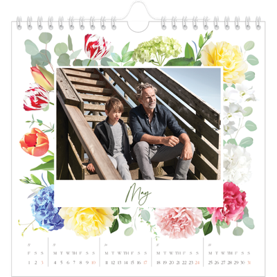 Square calendars  — Traditional flowers [cover]