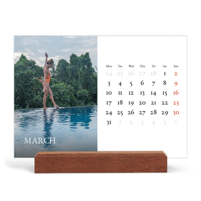 Easel Desk Calendar Landscape  — Simple serif [March]