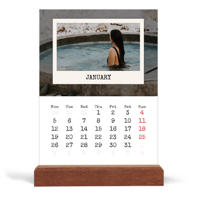 Easel Desk Calendar Portrait  — The portrait edit [January]